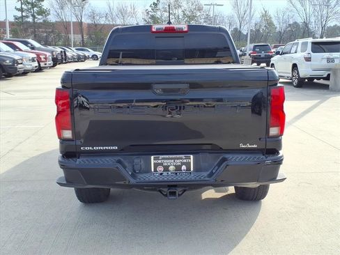 Used 2023 Chevrolet Colorado Z71 w/ Z71 Convenience Package 2 image 10