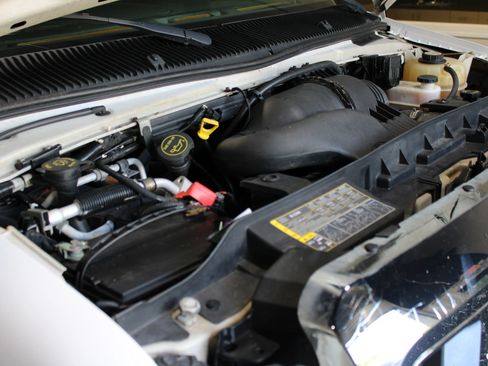 Used 2008 Ford E-350 and Econoline 350 XL RWD image 33