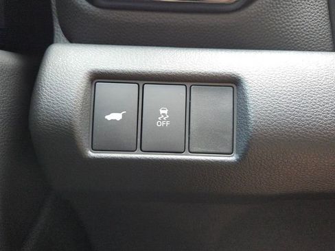 Certified 2025 Honda Pilot Touring image 27