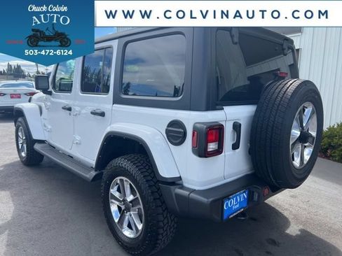 Used 2022 Jeep Wrangler Unlimited Sahara AWD/4WD image 10