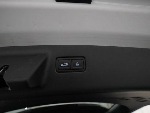 Used 2026 Hyundai Santa Fe SEL AWD/4WD image 15