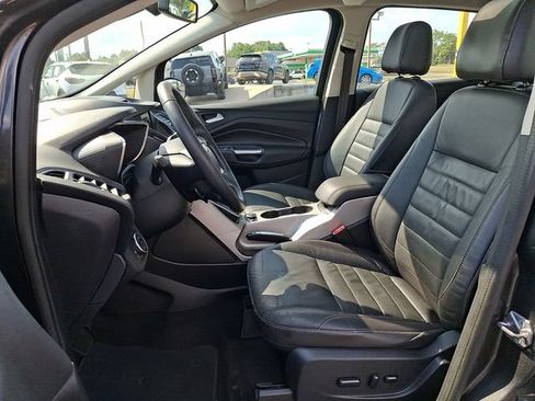 Used 2016 Ford C-MAX Energi SEL w/ Equipment Group 302A FWD image 13