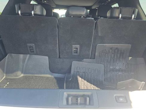 Used 2025 Lincoln Navigator Reserve w/ Jet Appearance Package AWD/4WD image 16