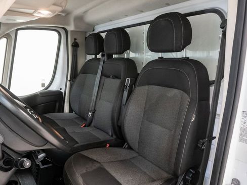Used 2021 RAM ProMaster 3500 w/ Convenience Group FWD image 6