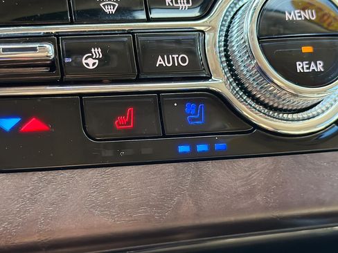 Used 2022 Lincoln Aviator Reserve w/ Elements Package Plus RWD image 20