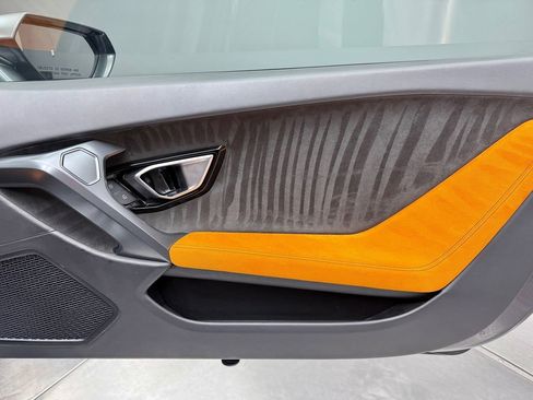 Used 2015 Lamborghini Huracan LP 610-4 image 14