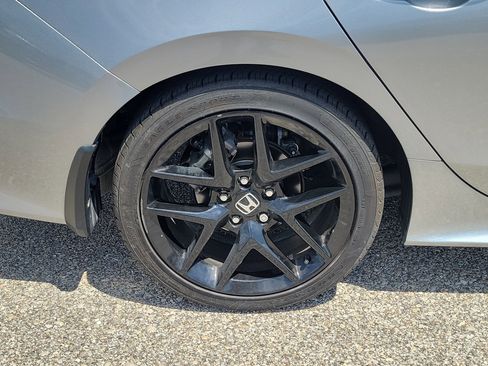 Certified 2025 Honda Civic Sport image 9