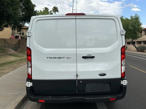 Used 2016 Ford Transit 150 image 7