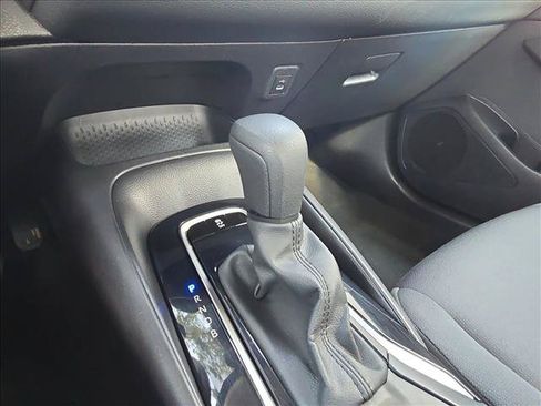 Used 2024 Toyota Corolla LE FWD image 12