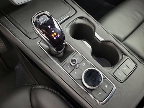 Certified 2024 Cadillac XT4 Premium Luxury image 29