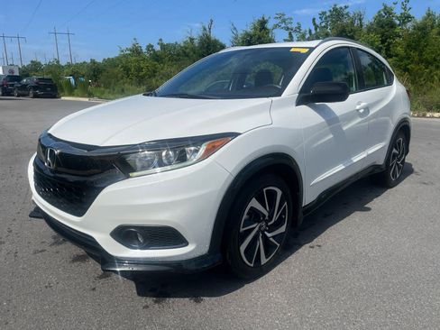 Used 2019 Honda HR-V Sport image 1