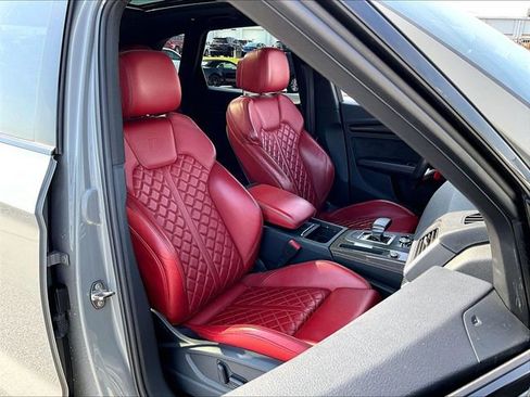 Used 2020 Audi SQ5 Premium Plus w/ Premium Plus Package image 11