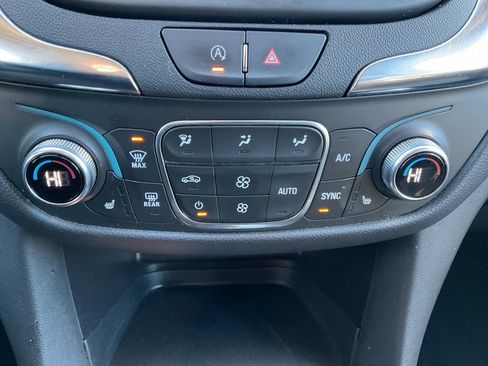 Used 2024 Chevrolet Equinox LT image 21