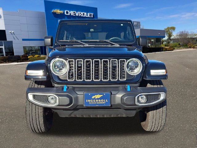 Used 2024 Jeep Wrangler Unlimited Sahara AWD/4WD image 23