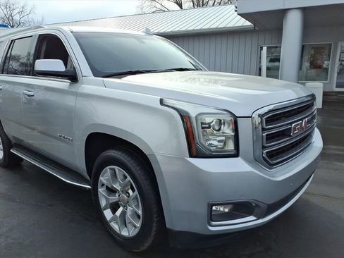 Used 2020 GMC Yukon SLE w/ SLE Value Package AWD/4WD image 8