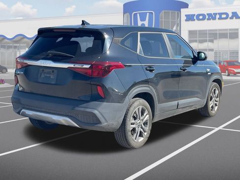 Used 2022 Kia Seltos LX image 9