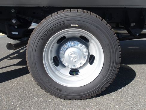 New 2025 RAM 5500 Tradesman image 9