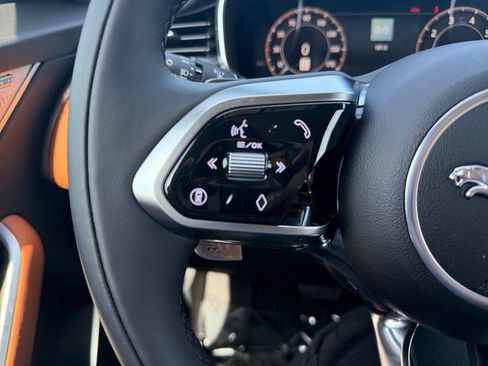 New 2026 Jaguar F-PACE R-Dynamic S AWD/4WD image 22