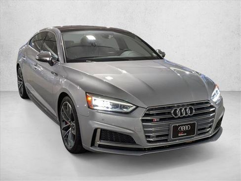 Used 2019 Audi S5 Premium Plus w/ Premium Plus image 3