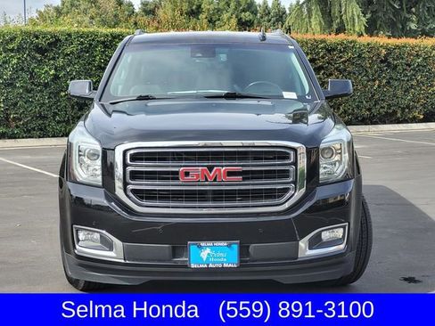 Used 2019 GMC Yukon XL SLT image 3