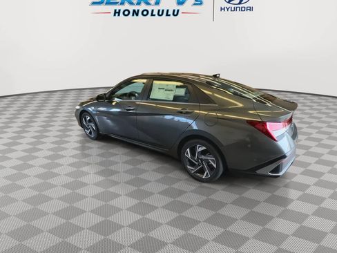 New 2025 Hyundai Elantra SEL w/ Cargo Package image 6