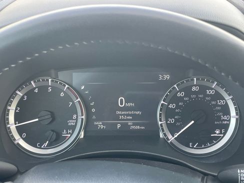 Used 2025 Toyota Highlander LE image 42