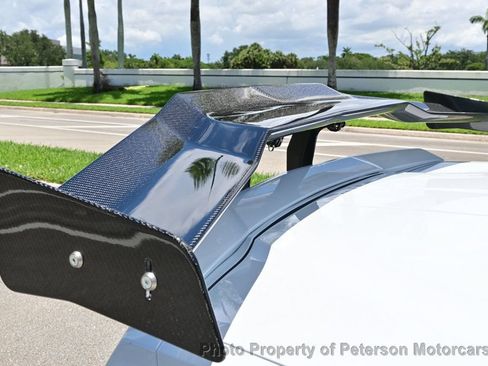 Used 2016 Chevrolet Corvette Z06 w/ 3LZ Preferred Equipment Group RWD image 20