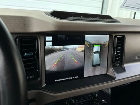 Used 2024 Ford Bronco Wildtrak image 12