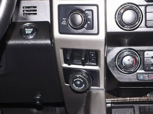 Certified 2021 Ford F250 Lariat image 29