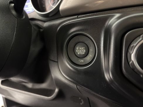 Used 2021 Jeep Wrangler Unlimited Sahara AWD/4WD image 23