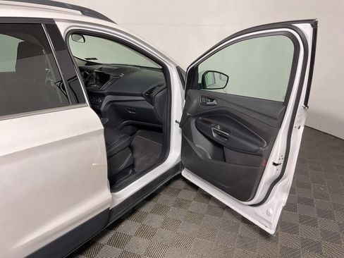 Used 2019 Ford Escape SEL AWD/4WD image 37