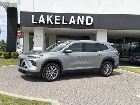 New 2026 Buick Enclave Preferred FWD image 2