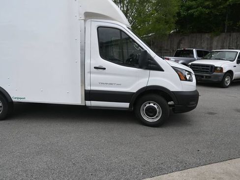 Used 2024 Ford Transit 350 RWD image 5