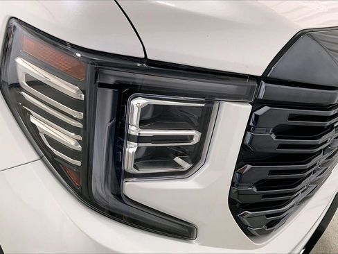 Used 2024 GMC Sierra 1500 Denali Ultimate AWD/4WD image 28