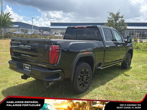 New 2026 GMC Sierra 2500 Denali Ultimate AWD/4WD image 6