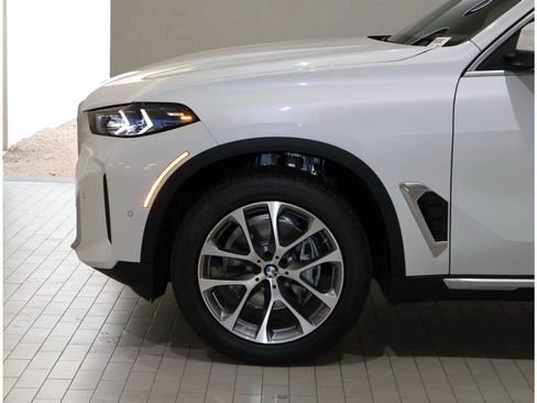 Used 2026 BMW X5 sDrive40i w/ Parking Assistance Package RWD image 4