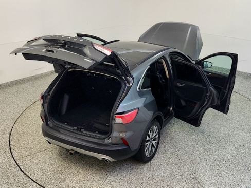 Used 2020 Ford Escape Titanium AWD/4WD image 18