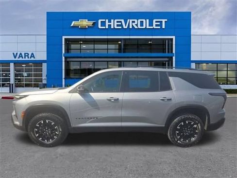 Certified 2025 Chevrolet Traverse Z71 w/ Enhanced Driving Package AWD/4WD image 2