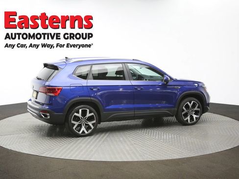 Used 2022 Volkswagen Taos SEL image 42