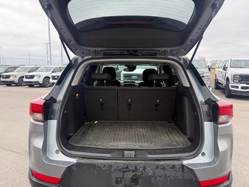 Used 2023 Chevrolet TrailBlazer LT w/ Convenience Package image 20