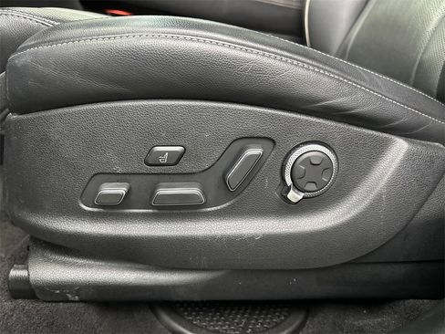 Used 2021 Genesis GV80 3.5T Advanced + image 10