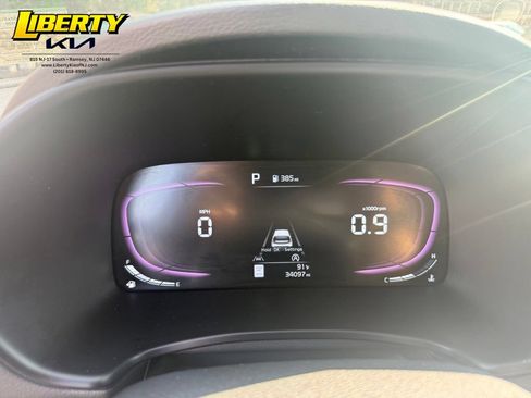 Used 2023 Kia Soul EX FWD image 13