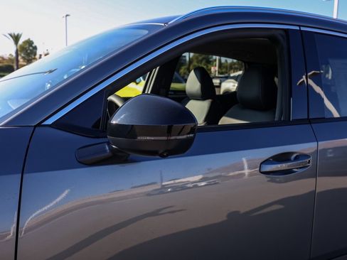 New 2026 Nissan Kicks SR image 12