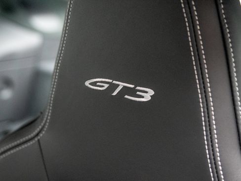 Certified 2026 Porsche 911 GT3 RWD image 26