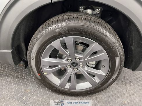New 2026 Ford Explorer Active w/ Active Comfort Package AWD/4WD image 26