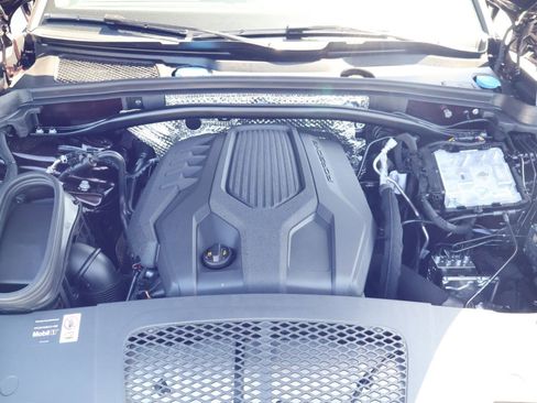 New 2026 Porsche Macan AWD/4WD image 26