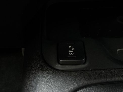 Used 2026 Toyota Corolla XSE FWD image 31