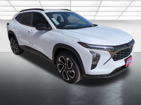 New 2026 Chevrolet Trax RS w/ Driver Confidence Package image 1