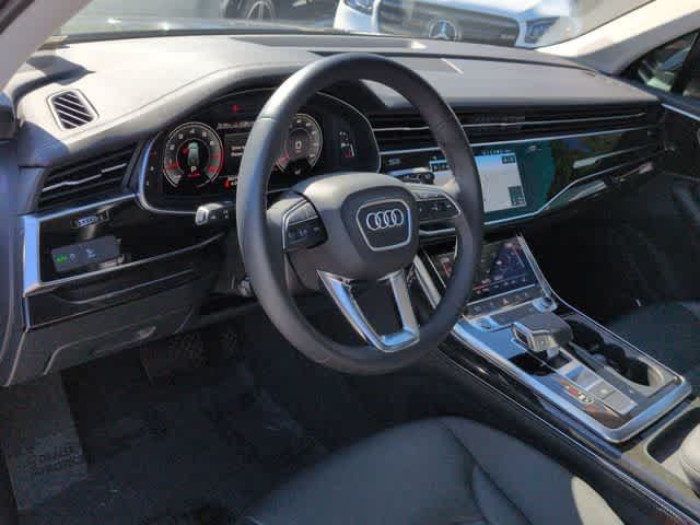 Used 2023 Audi Q7 3.0T Premium Plus w/ Premium Plus Package AWD/4WD image 10