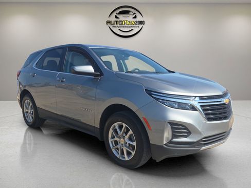 Used 2023 Chevrolet Equinox LT w/ Driver Convenience Package image 1